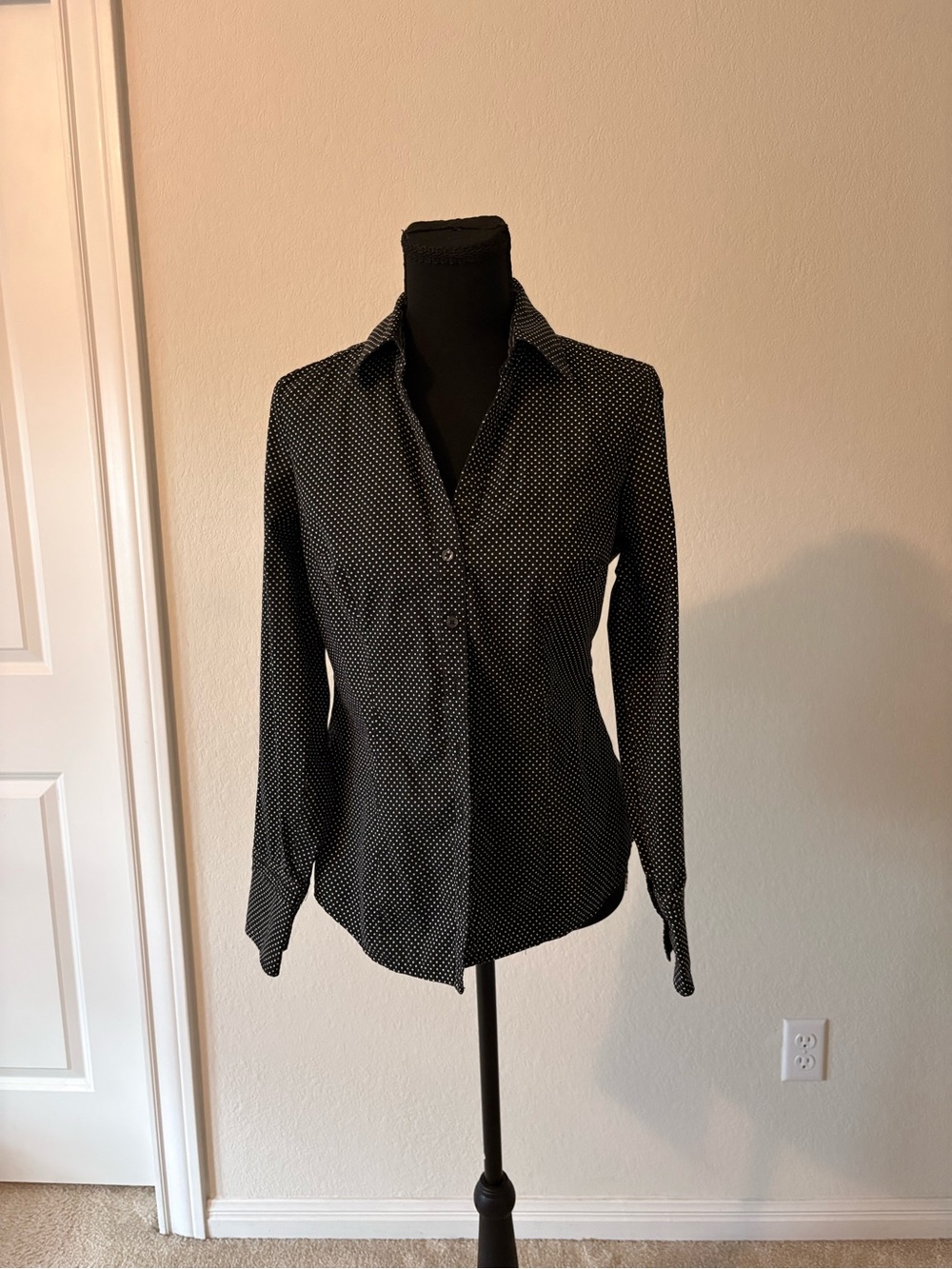 Express Black Pin Dot Print Blouse Sz S EUC